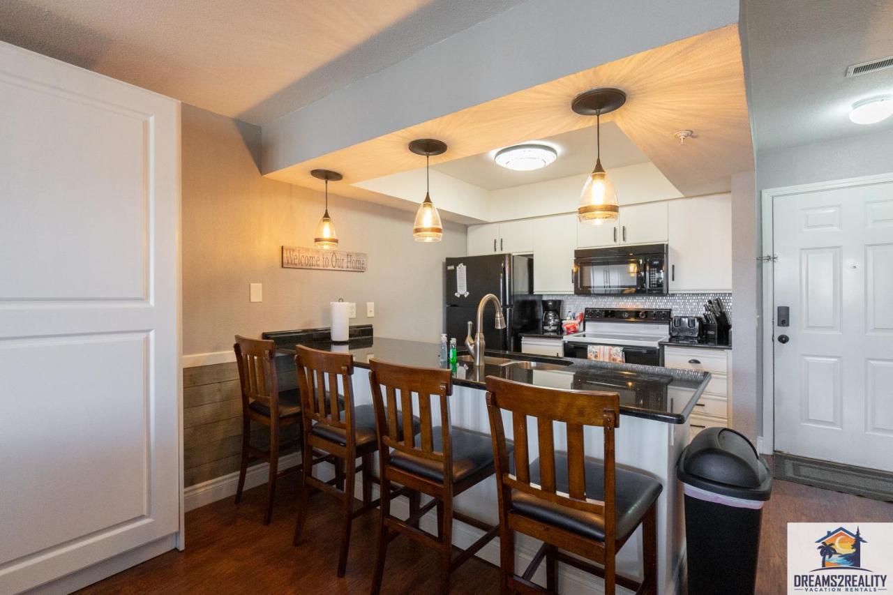 2Br Walk-In Condo - Near The 76 Strip - Free Wifi - Pool - Free Tickets Included - Clb-3 Branson Luaran gambar