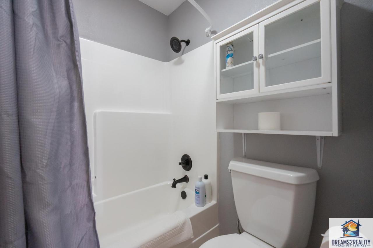 2Br Walk-In Condo - Near The 76 Strip - Free Wifi - Pool - Free Tickets Included - Clb-3 Branson Luaran gambar