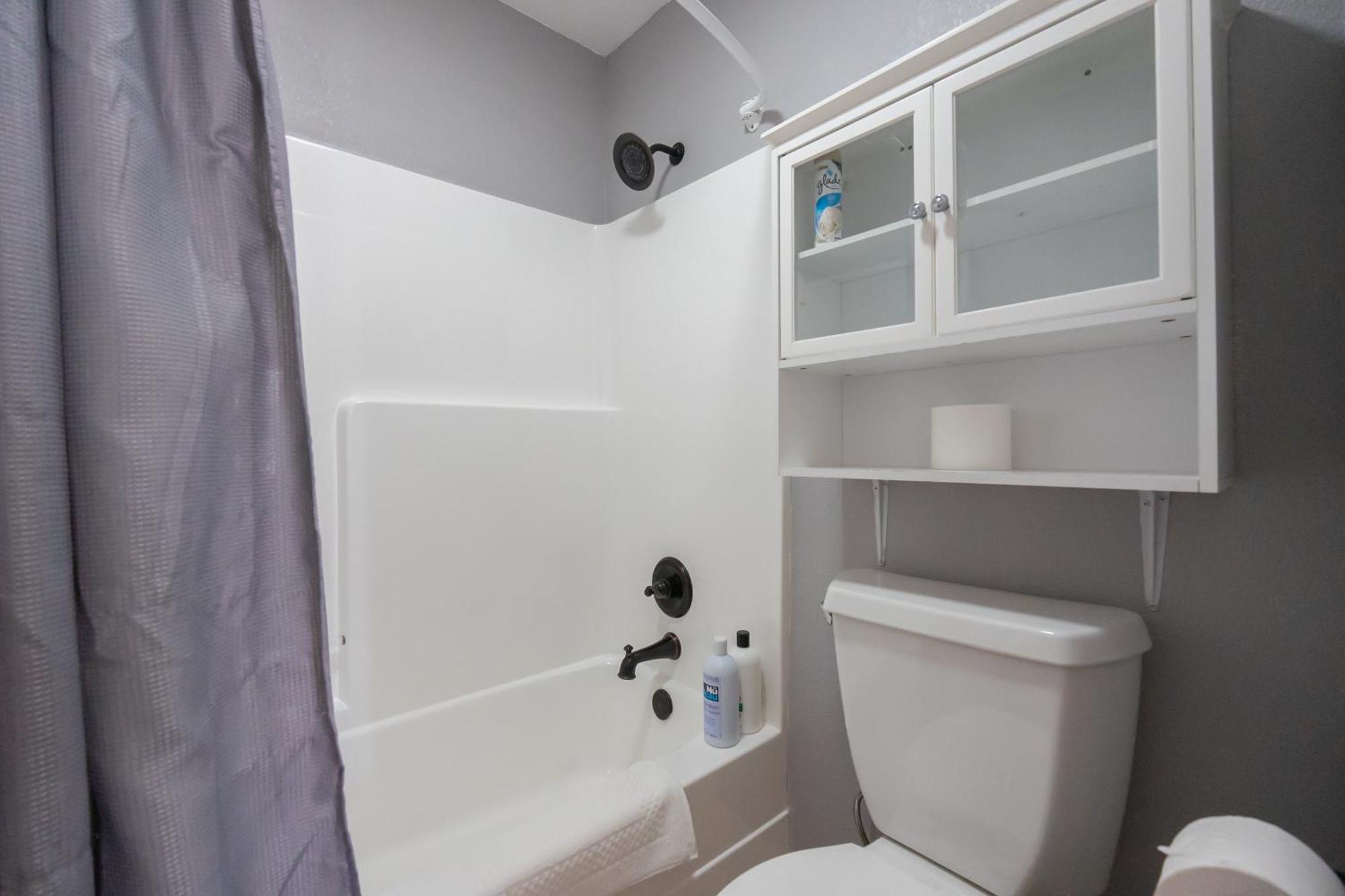2Br Walk-In Condo - Near The 76 Strip - Free Wifi - Pool - Free Tickets Included - Clb-3 Branson Luaran gambar