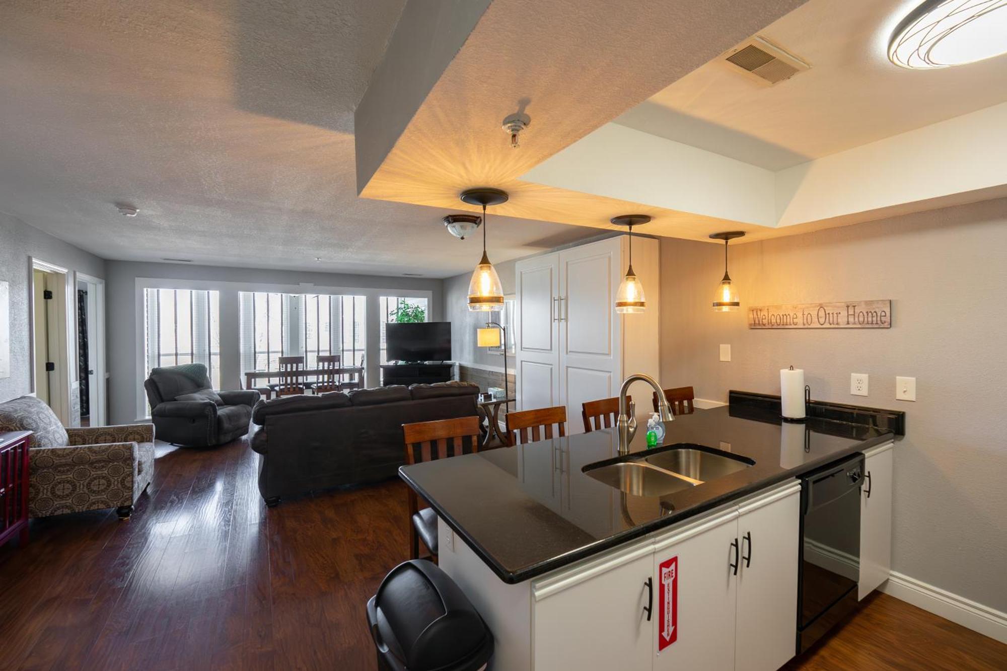 2Br Walk-In Condo - Near The 76 Strip - Free Wifi - Pool - Free Tickets Included - Clb-3 Branson Luaran gambar