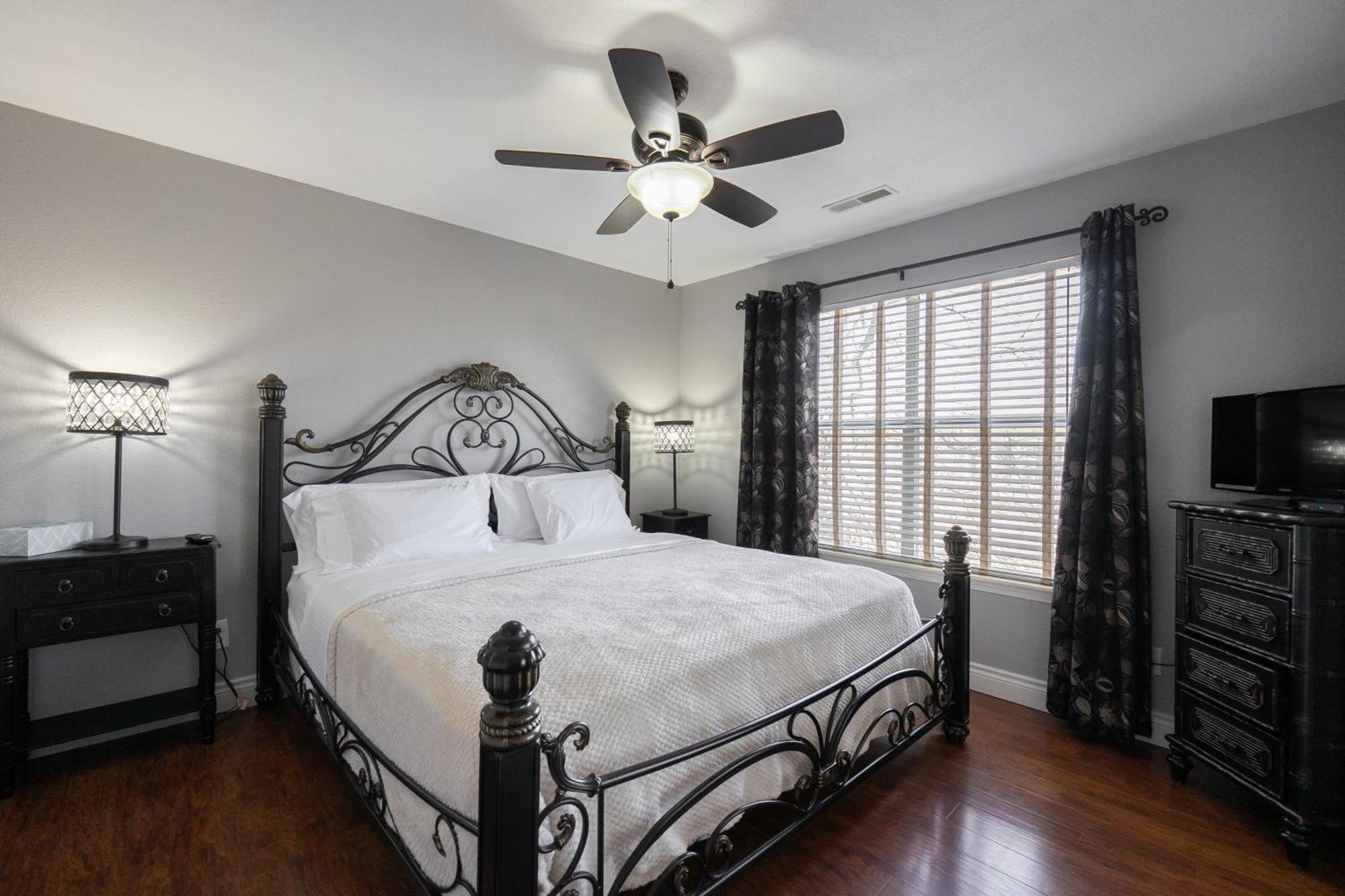 2Br Walk-In Condo - Near The 76 Strip - Free Wifi - Pool - Free Tickets Included - Clb-3 Branson Luaran gambar